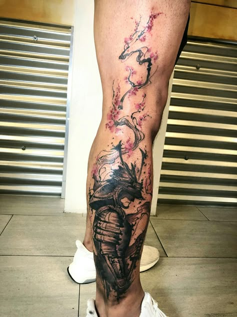 Red Samurai Tattoo, Asian Leg Tattoo Men, Samurai Tattoo On Leg, Samurai Tattoo For Women, Samurai Tattoo Design Leg, Samurai Calf Tattoo, Samurai Tattoo Men, Samurai Tatoos, Samurai Tattoo Design Warriors