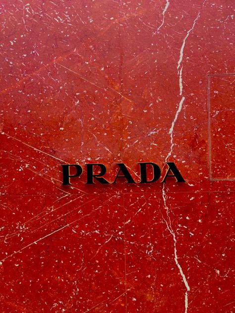 #fashion #perte #follow4follow #followforfollowback #tiktok #prada #fdm #thesummeriturnedpretty #wholesomeyum Prada Aesthetic, Prada Red, Prada Marfa, Red Label, Prada Men, Red Fire, Gossip Girl, Prada, Black And Red