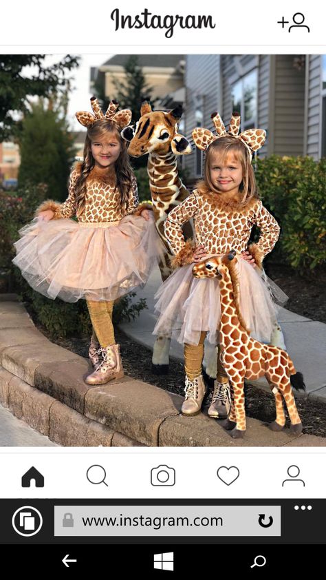 Diy Giraffe Costume Kids, Animal Dress Up Day At School, Giraffe Costume Diy, Wild Animal Costume, Giraffe Halloween Costume, Ant Costume, Spring Costume, Epic Halloween Costumes, Safari Costume