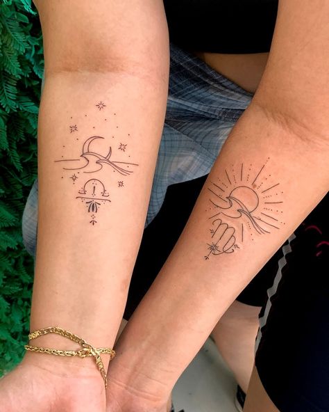 Vamos recordar a tatuagem das irmãs Nath e Leh. A ideia inicial era desenvolver um desenho com as ondas do mar junto com o Sol e a Lua. Eu propus a cada uma que representasse o signo da irmã e esse foi o resultado final que elas amaram. Sempre priorizo desenvolver desenhos exclusivos para cada um de vocês sempre que possível e para mim é muito especial. #primeiratattoo #nazariotattoo #primeiratatuagem #vidasustentavel #sustainable #meioambiente #ecofriendly #sustentavel #... Leh, Tattoos