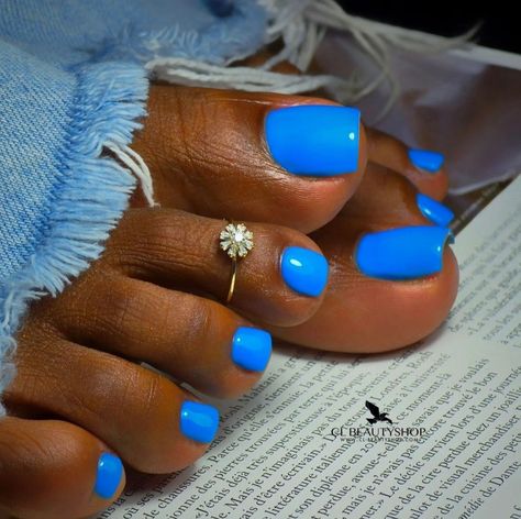 Pedicure Nail Colors, Toe Nail Colors, Blue Toe Nails, Gel Toe Nails, Nails Arts, Acrylic Toe Nails, Toe Nail Color, Makeup Nails Art, Pretty Toe Nails