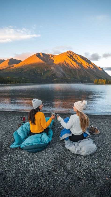 Activities With Friends, Friends Adventures, Camping Photography, Camping Aesthetic, Best Friends Aesthetic, Explore Canada, Outdoor Photoshoot, The Way Back, Branding Photoshoot