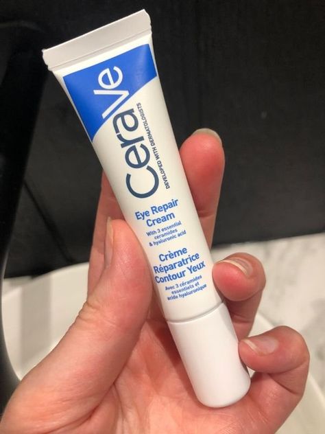 Best eye cream reviews: These 11 eye creams legitimately work. Cerave Under Eye Cream, Eye Cream Cerave, Skincare For Eye Bags, Good Eye Cream, Best Eye Creams For Dark Circles, Dark Circles Under Eyes Cream, Dark Circle Eye Cream, Cera Ve Moisturizing Cream, Eye Products Skin Care