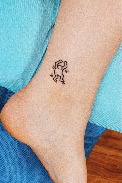 Tattoo Ideas Keith Haring, Indie Small Tattoos, Keith Haring Tattoo Ideas, Keith Harrington Tattoo, Small Indie Tattoos, Funky Small Tattoos, Simple Patchwork Tattoo Ideas, Small Hippie Tattoo, Murakami Tattoo