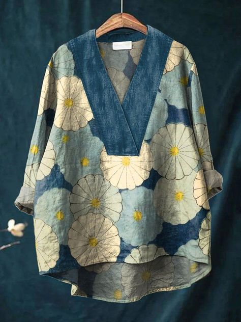 Japanese patterns Japanese Style Sewing Patterns, Shirt Stitching Ideas For Women, Japanese Clothing Design, Long Shirts For Women, Women Shirt Designs, Traditional Japanese Clothing, Top Designs For Women, Cotton Tops Designs, Casual Cotton Top