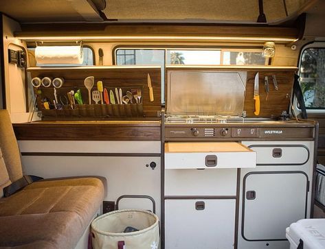 Custom Hacks, Modifications, and Customizations for the Volkswagen Vanagon Westy Camper, T3, Westfalia, Westy, Syncro, Transporter, Caravelle, Microbus Combi Vw T2, Combi Hippie, Volkswagen Bus Interior, Vw T3 Camper, Eurovan Camper, Vw Bus Interior, Vw T3 Syncro, T3 Vw, Kombi Motorhome