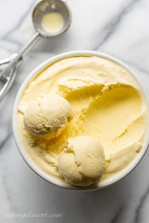 Homemade Custard Ice Cream, Custard Ice Cream Recipe, Homemade Coconut Ice Cream, Yellow Ice Cream, Homemade Vanilla Ice Cream Recipe, Vanilla Desserts, Best Homemade Ice Cream, Custard Ice Cream, Artisan Ice Cream