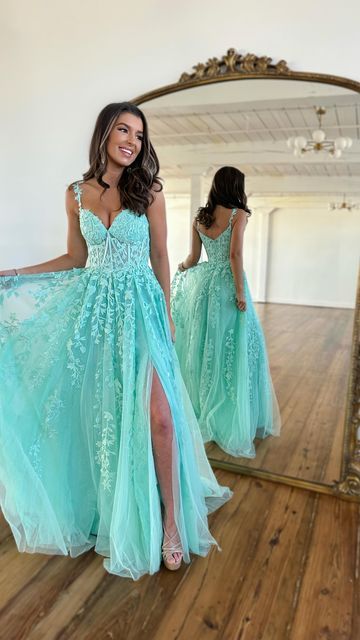 Tourquise Prom Dresses, Turquoise Western Prom Dresses, Prom Dress Mint, Mint Formal Dress, Bright Teal Prom Dress, Poofy Grad Dresses, Sea Blue Prom Dress, Grad Dresses Sparkly, Teal Sweet 16 Dresses