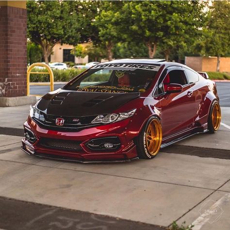 Suv Luxury, Honda Civic Si Coupe, Honda Civic Vtec, 2007 Honda Civic, 2006 Honda Civic, Soichiro Honda, Hybrid Cars, Stanced Cars, Honda Accord Coupe