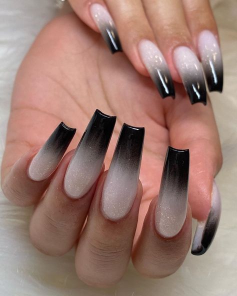 Black ombré on Excite Me @valentinobeautypure #coffinnails #hustle #vegasnails... #fashion #nails #nail Black And White Ombre Nails, Umbre Nails, White Ombre Nails, Ombré French, Black And White Ombre, Black Ombre Nails, Nails Toes, Opal Nails, Unghie Sfumate