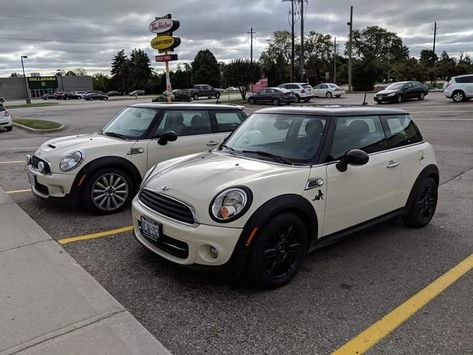 White Mini Cooper Convertible, White Mini Cooper, 2012 Mini Cooper, Mini Cooper Convertible, Mini Convertible, Mini Coopers, Car Essentials, Car Goals, Getaway Car