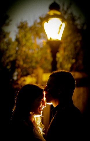 street light Dancing Under Street Lights, Laufey Songs, Eye Killer, Light Inspiration, Photoshoot Aesthetic, Couple Shots, Street Lamp, Prewedding Photography, Photo Couple