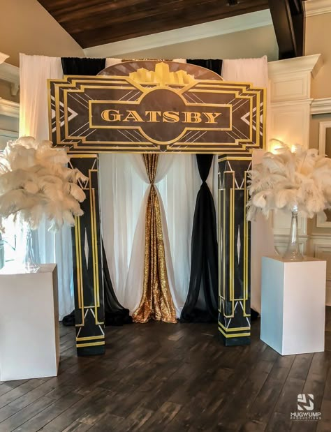 Great Gatsby Casino Themed Party, Roaring 20s Prom Theme Decor, Great Gabsty Party Theme, Roaring 20s Quinceanera, Great Gatsby Red Carpet, Gatsby Birthday Party Decorations, Great Gatsby Theme Decor, Roaring 20s Sweet 16 Party, Flapper Theme Party