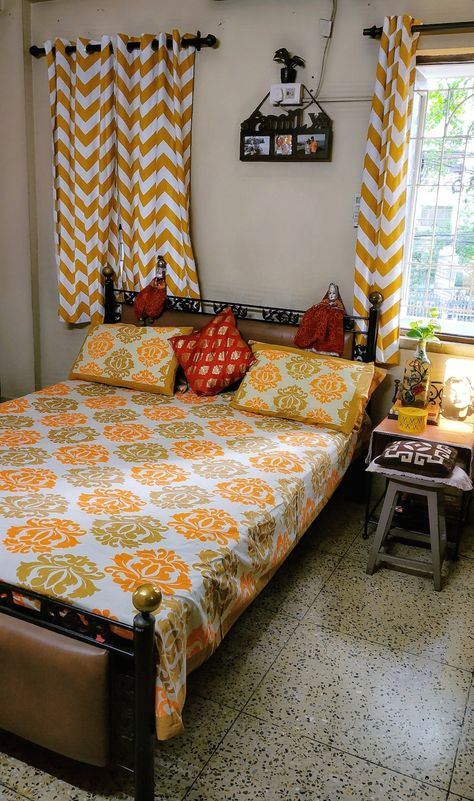 Festive vibes in the bedroom Indian Room Decor Ideas Bedroom Simple, Simple Small Indian Bedroom Ideas, Indian Bedroom Decor Simple, Simple Bedroom Ideas Indian, Bedroom Design Indian, Indian Bedroom Ideas, Bedroom Ideas Indian, Bedroom Ideas For Women, Bedroom Indian