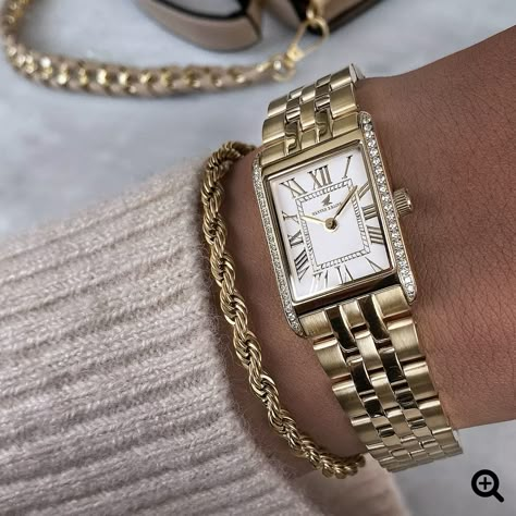 Golden Watch, Luxe Jewelry, Jewelry Accessories Ideas, Classy Jewelry, Stacked Jewelry, Jewelry Lookbook, Fancy Jewelry, Girly Jewelry, Beautiful Watches