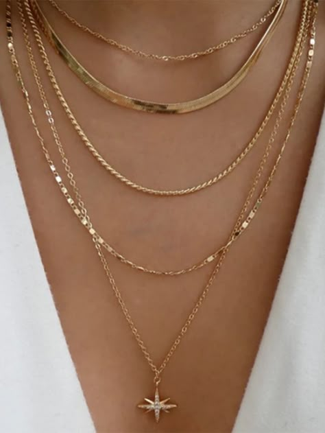 Delicate Layered Necklace, Versatile Jewelry, Neck Jewellery, Classy Jewelry, Fancy Jewellery, Trendy Necklaces, Gold Necklace Layered, Layered Jewelry, Hand Jewelry