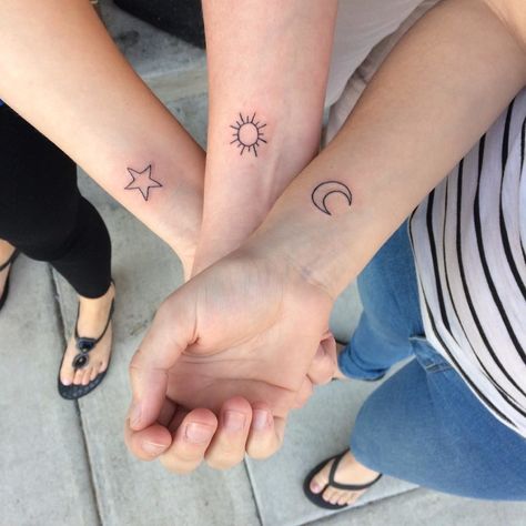 Mother, daughters tattoo tonight!!! Matching Tattoos Mother Daughter For 3, Mom And Daughters Tattoo, Mom And Two Daughter Tattoos, Mother Daughter Tattoos For 3, Mother Daughter Tattoos Small Unique, Sister Tattoos For 3, Matching Bff Tattoos, Mom Daughter Tattoos, Cute Matching Tattoos