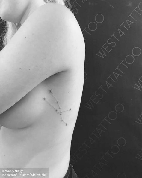 Tattoo Taurus, Capricorn Constellation Tattoo, Constellation Taurus, Taurus Constellation Tattoo, Aries Constellation Tattoo, Virgo Constellation Tattoo, Taurus Tattoo, Taurus Constellation, Ribcage Tattoo