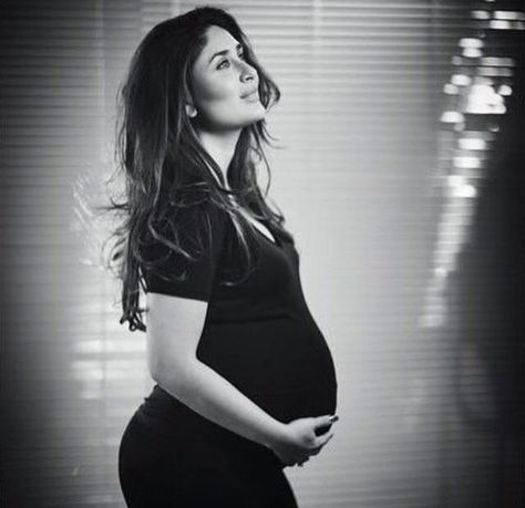 Bump Photoshoot, Karina Kapoor, Indian Maternity, Pregnant Photos, Baby Bump Photoshoot, Goddess Of Fertility, Maternity Photo Outfits, Maternity Photography Poses Couple, Pregnancy Photos Couples