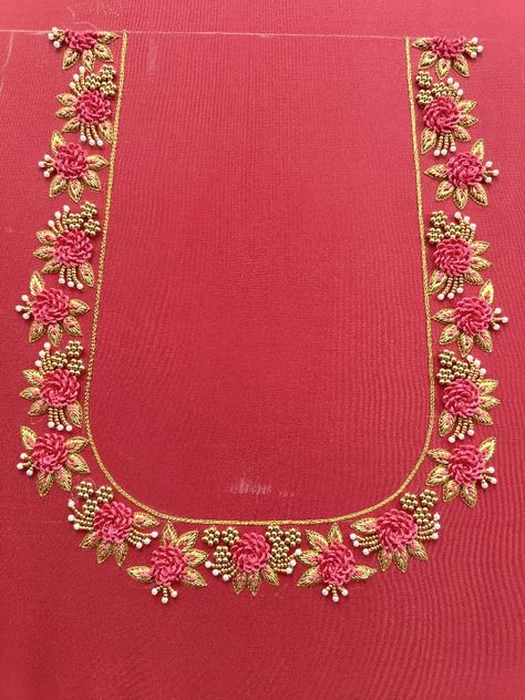 Arya Work Designs, Simple Aari Work Blouse Designs, Chudidhar Neck Designs, Magam Work, Latest Embroidery Designs, Latest Blouse Designs Pattern, Simple Hand Embroidery Patterns, Aari Blouse, Hand Beaded Embroidery