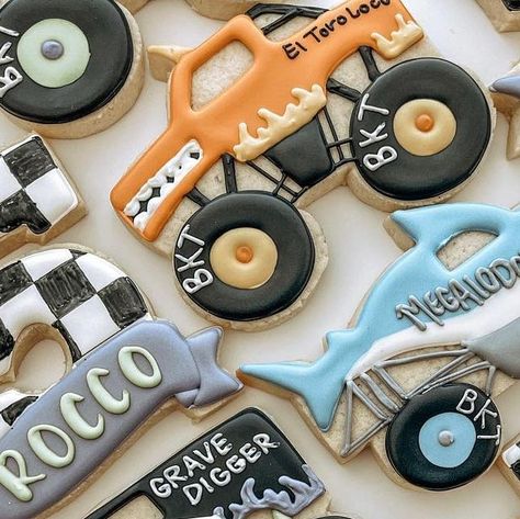 Monster Truck Cookies Decorated, Monster Jam Cookies, Truck Cookies, Monster Truck Cookies, Cookies Monster, Monster Jam Birthday, Jam Cookies, Truck Birthday, Monster Truck Birthday