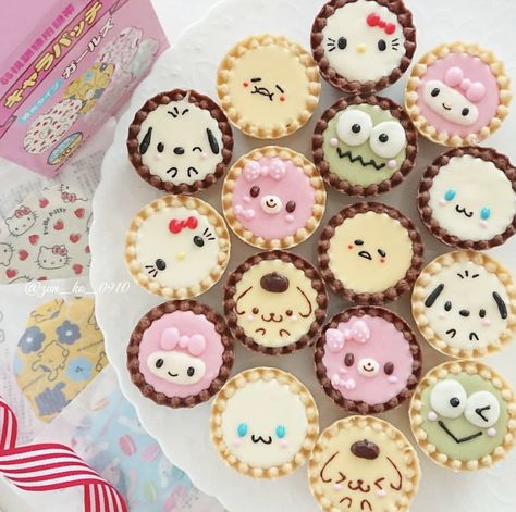 Cheese Tart Design, Cheese Tart Decoration, Sanrio Cookies, Japan Dessert, Cheesecake Decoration, Fancy Donuts, Kawaii Cookies, Cookie Decorating Icing, Korean Dessert