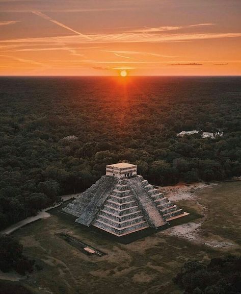 7 World Wonders, Chichen Itza Mexico, Cancun Trip, Puerto Morelos, Yucatan Mexico, Visit Mexico, Pyramids Of Giza, Sunset Wallpaper, Quintana Roo