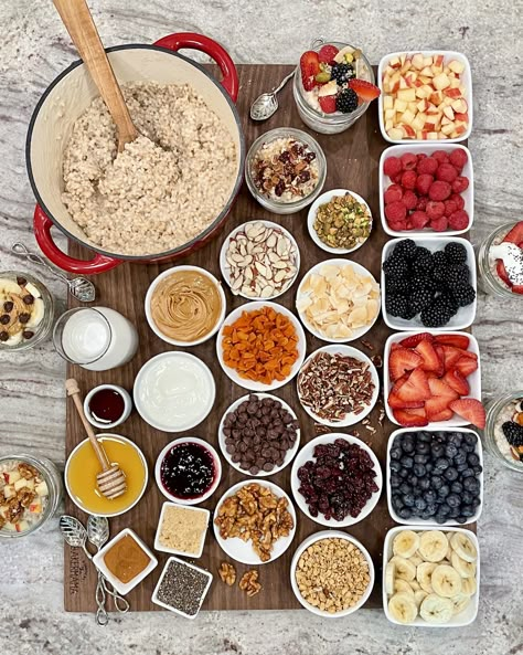 Oatmeal Charcuterie Board, Oatmeal Buffet Bar, Pancake Buffet Bar, Oatmeal Toppings Bar, Oatmeal Board, Breakfast Display, Breakfast Charcuterie Board, Pancake Bar, Breakfast Charcuterie