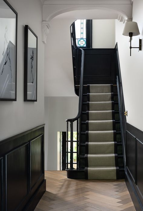 Stockwell House Victorian Terrace Hallway, Terrace House Interior, Victorian Terrace Interior, Victorian House Interiors, Victorian Hallway, Georgian Terrace, Georgian Interiors, Victorian Terrace House, House Staircase