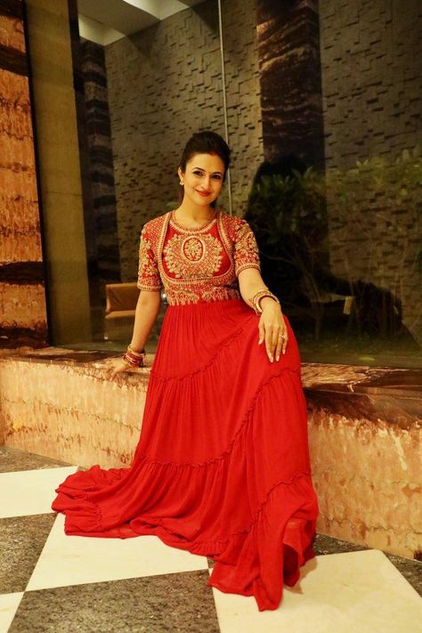 Divyanka Tripathi Dresses, Suit Gown, Gown Embroidery, Red Anarkali, Indian Wedding Gowns, Divyanka Tripathi, Party Sarees, Gown Bridal, Women Dresses Classy