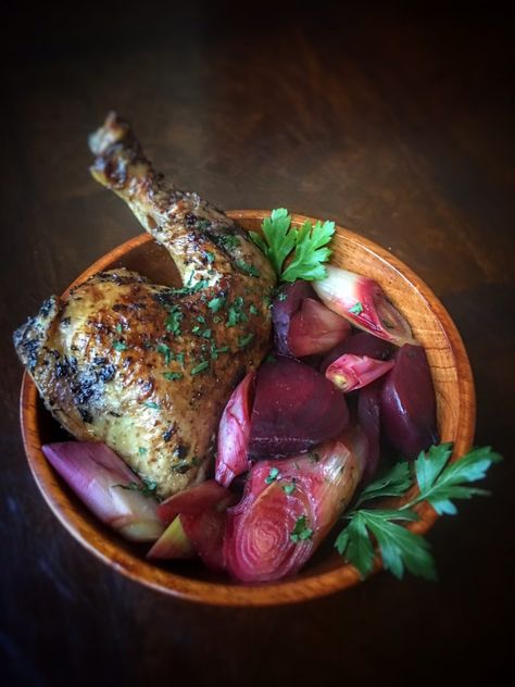 The flavours of ancient Rome come to life in this decadent 2,000-year-old recipe straight from the pages of Apician cookbook 'De Re Coquinaria'. Chicken And Vegetable Dinner, Ancient Roman Food, Vegetable Dinner, Roman Food, Ancient Recipes, Food History, Cooking Gadgets, Old Recipes, Chicken And Vegetables