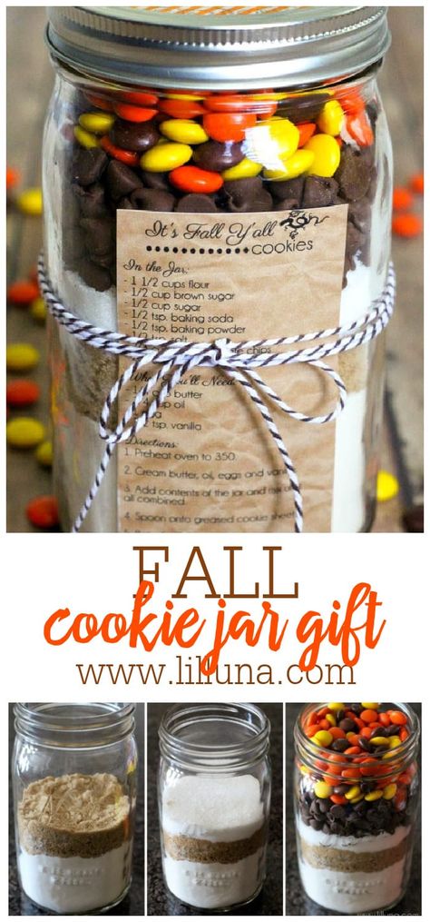 Cookie Mixes In A Jar, Dessert In A Jar Gift, Fall Mason Jar Desserts, Mason Jar Cookie Gifts, Holiday Jar Gifts, Fall Cookie Jar Ideas, Gifts In A Jar Recipes, Fall Cookies In A Jar, Brownie Jar Gift