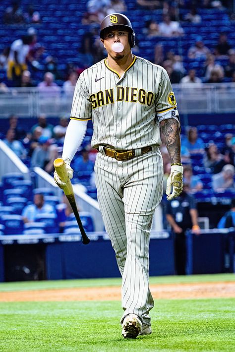 Baseball Drip, Sports Motivation, Baseball Wallpaper, Padres Baseball, Dansby Swanson, Baseball Photography, Chargers Football, Baseball Guys, Baseball Pictures