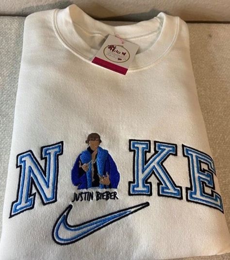 Justin Bieber Sweatshirt, I Love Justin Bieber, Crewneck Design, Embroidered Crewneck, Custom Nikes, Nike Sweatshirts, Navy And Brown, Embroidered Sweatshirt, Embroidered Hoodie