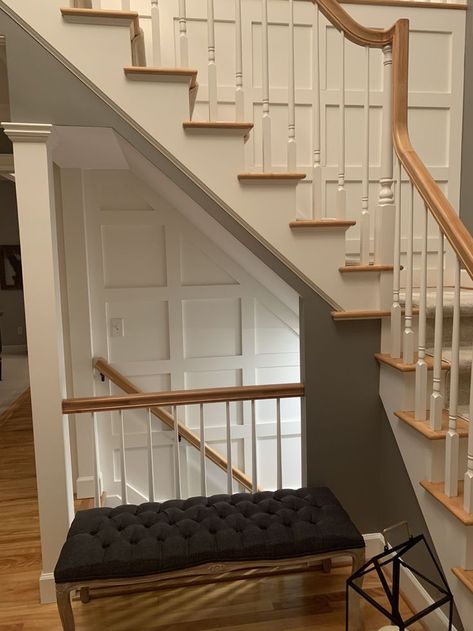 Open Basement Stairs, Basement Stairwell Ideas, Basement Stairway, Basement Staircase, Stairs Trim, Open Basement, Stairwell Wall, Stairs In Kitchen, Foyer Staircase