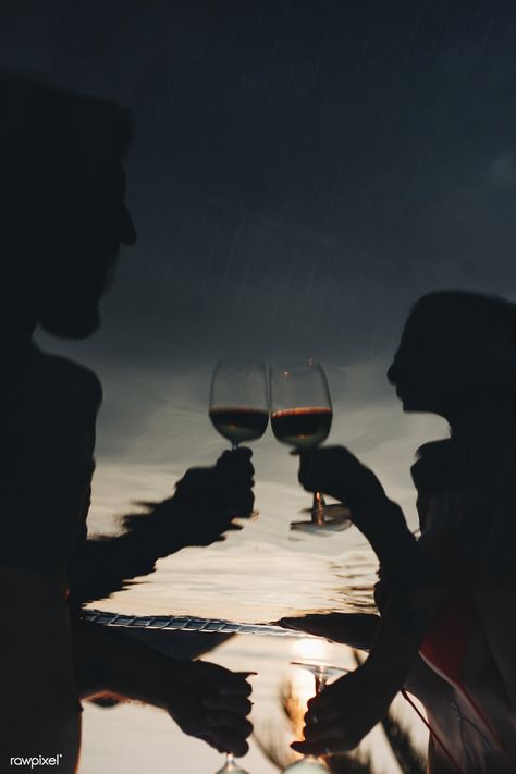 Drinking Couple Aesthetic, Wine Couple Photography, Couple Drinking Wine Aesthetic, Black Women Drinking Wine, Wine Couple Aesthetic, Jungkook Drinking Wine, Couples Drinking Wine, Couple Drinking Wine Romantic, Drinking Wine Illustration