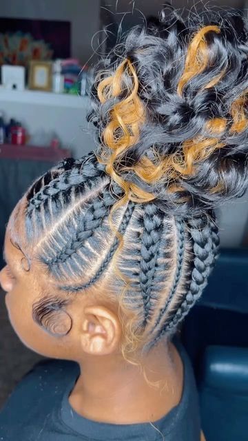 Feed In Braids Into High Bun, Boho Stitch Braids Bun, Half Up Half Down Feed In Braids, Bohemian Braided Ponytail, Stitch Braids Ponytail With Curls, Braids With 2 Buns, Braided High Ponytail Hairstyles, Stitch Braids Into Bun With Curls, Feed In Braids Ponytail Bun