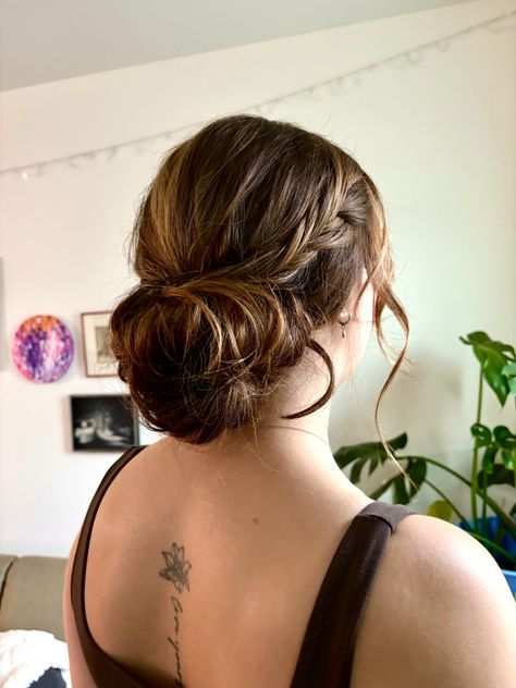 Boho messy braided bun low chignon bridal updo bridesmaid hair Messy Braided Bun, Messy Bun Wedding, Updo Bridesmaid Hair, Low Updo, Updo Bridesmaid, Low Chignon, Bridesmaid Ideas, Bridesmaid Hair Makeup, Hair Patterns