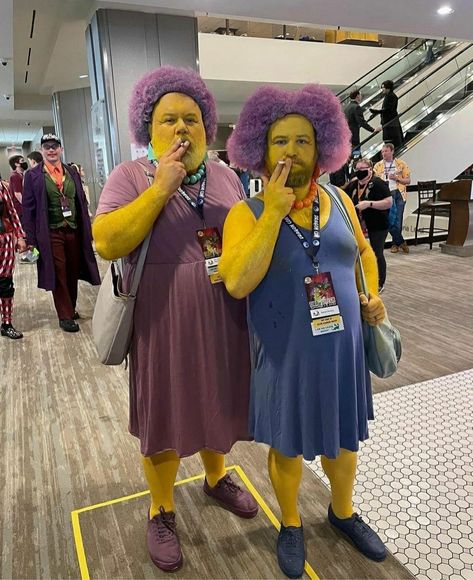 Patty And Selma, Costume Halloween Duo, Simpsons Costumes, Cartoon Halloween Costumes, Simpsons Halloween, Halloween Duos, Popular Costumes, Duo Costumes, Classic Halloween Costumes