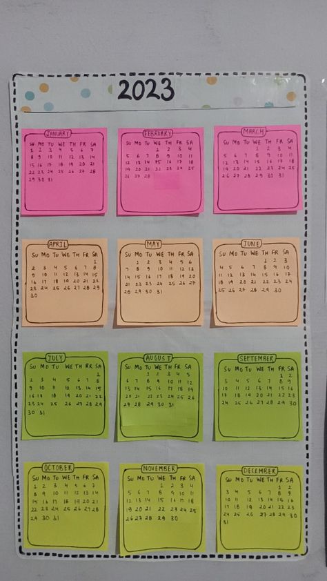 Sticky Notes Calendar, Wall Decor Study Room Desk Ideas, Sticky Notes Ideas Wall Bedroom, Study Wall Decor Ideas, Sticky Notes Wall Decor, Sticky Note Decor, Steven Universe All Gems, Calender 2023, Sticky Notes Aesthetic