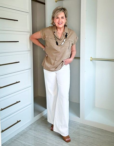 Over 50 Fashion Blogger, Tania Stephens is showing her latest finds from J.Jill for summer32 Womens Fashion 50 Years Old, Over 60 Fashion Summer, Spring Lunch Outfits, Chic Over 50 Fashion, Tania Stephens, Summer Evening Outfit, Over 50 Fashion, Styles For Summer, Colorful Summer Outfits