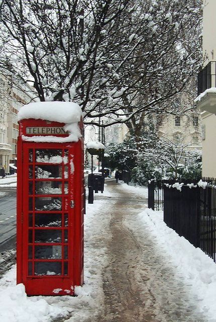 Victoria, London, England | by Agnieszka Piatkowska London In Winter, London Snow, London Phone Booth, Beautiful Christmas Scenes, London Theme, England Aesthetic, London Dreams, Victoria London, London Baby