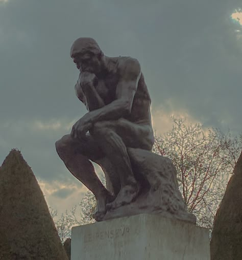 The thinker statue The Thinker Aesthetic, Thinker Aesthetic, The Thinker Wallpaper, Thinking Statue Aesthetic, Andre Core, Dark Statue Aesthetic, Self Made Man Statue, Shannon Core, Dark Academia Aesthetic Statue