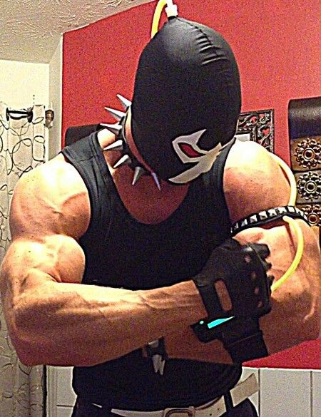 Bane Halloween Costume, Bane Costume, Bane Cosplay, Bane Mask, Batman Costume Diy, The Amazing Spiderman 2, Cool Symbols, Batman Costume, Illustration Art Kids