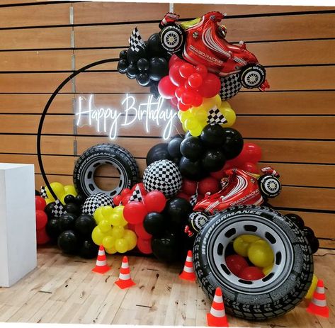 Buba Balloons on Instagram: "Car themed Birthday Set up over the weekend for the lovely @meera_radia15 🖤 #carsballoons #carballoons #cartheme #twofast #fastandcurious #ballooninspirations #balloon #balloonarch #balloongarland #balloondecoration #balloondecor #balloonsetup #redballoons #happybirthdayneon #londonballoons" Baby Boy Balloons, Cars Birthday Party Decorations, First Birthday Balloons, Disney Cars Party, Hot Wheels Birthday, Its A Boy Balloons, Car Themed Parties, Car Birthday Theme, Monster Trucks Birthday Party