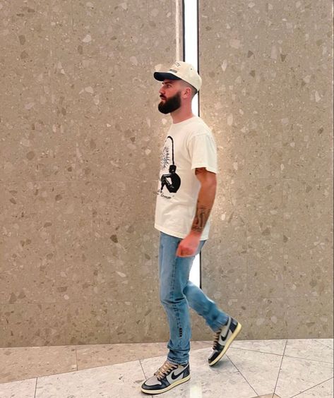 Caleb Plant Outfit, Caleb Plant, Streetwear Men, Streetwear Men Outfits, Inspired Outfits, Dunk Low, Mens Streetwear, Outfit Inspirations, Street Wear