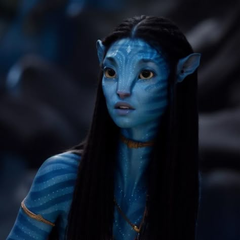 Avatar Ikran Visor, Navi Faceclaim Female, Avatar White Hair, Avatar Character Art, Na’vi Face Claim, Avatar Face Claims Omaticaya, Pandora Avatar Oc, Blue Avatar Oc, Navi Avatar Oc