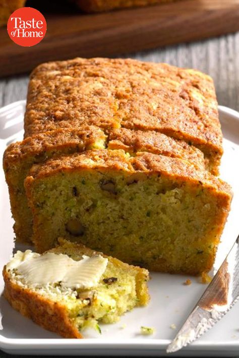 Pina Colada Zucchini Bread, Easy Zucchini Bread Recipes, Zucchini Recipes Dessert, Easy Zucchini Bread, Best Zucchini Bread, Farm Show, Lazy Weekend, Fun Baking, Zucchini Bread Recipes