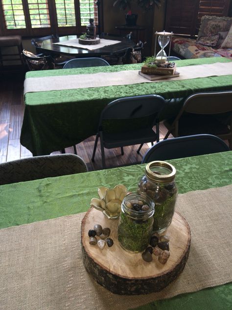 Graduation Party for a Senior guy! Used artificial moss, stones and wood. Threw in mason jars cause they're my favorite! Graduation Party Ideas For Guys, Guys Graduation Party, Ideas For Graduation Party, Mason Jar With Flowers, Diy Grad Cap, Jar With Flowers, Fishing Theme Party, Fishing Themed Birthday Party, Grad Diy