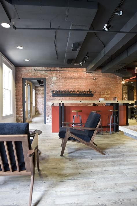 Canvas.Cos Washington DC Coworking Office Industrial Design Ceiling, Black Ceiling Brick Wall, Office Brick Wall, Black Ceiling Industrial, Brick Wall Office Design, Brick Office, Exposed Brick Office, Black Industrial Ceiling, Brick Wall Office